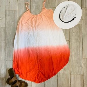 5/$25 🛍 Ombré Dress